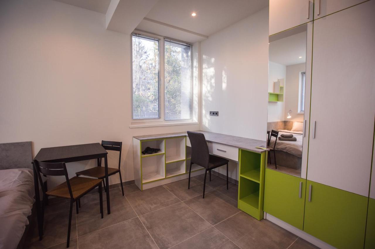 Dorm Bg Pet-Friendly Aparthotel Stara Zagora Bagian luar foto