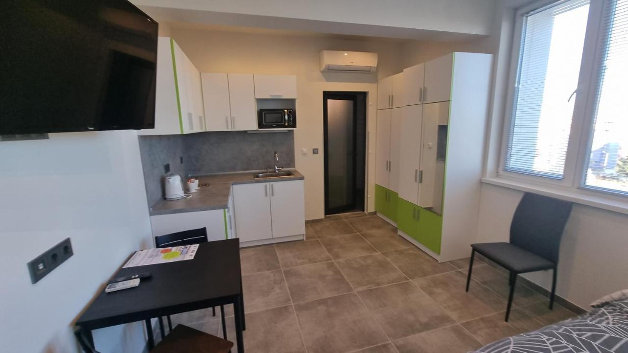 Dorm Bg Pet-Friendly Aparthotel Stara Zagora Bagian luar foto