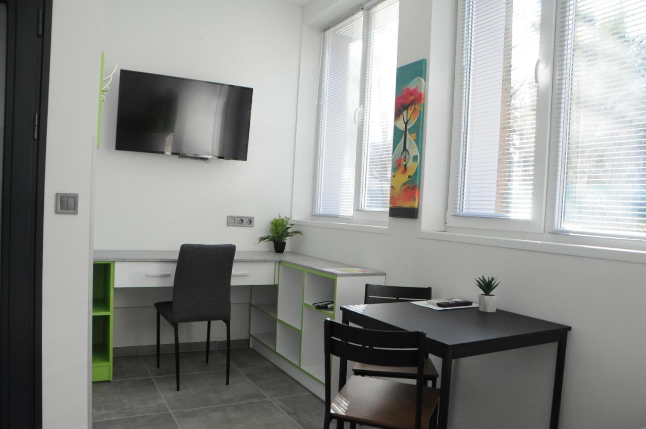 Dorm Bg Pet-Friendly Aparthotel Stara Zagora Bagian luar foto